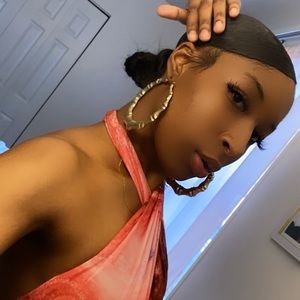 Meet your Posher, Jamia